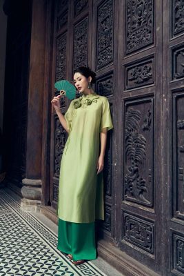Mẫu áo dài truyền thống trẻ trung